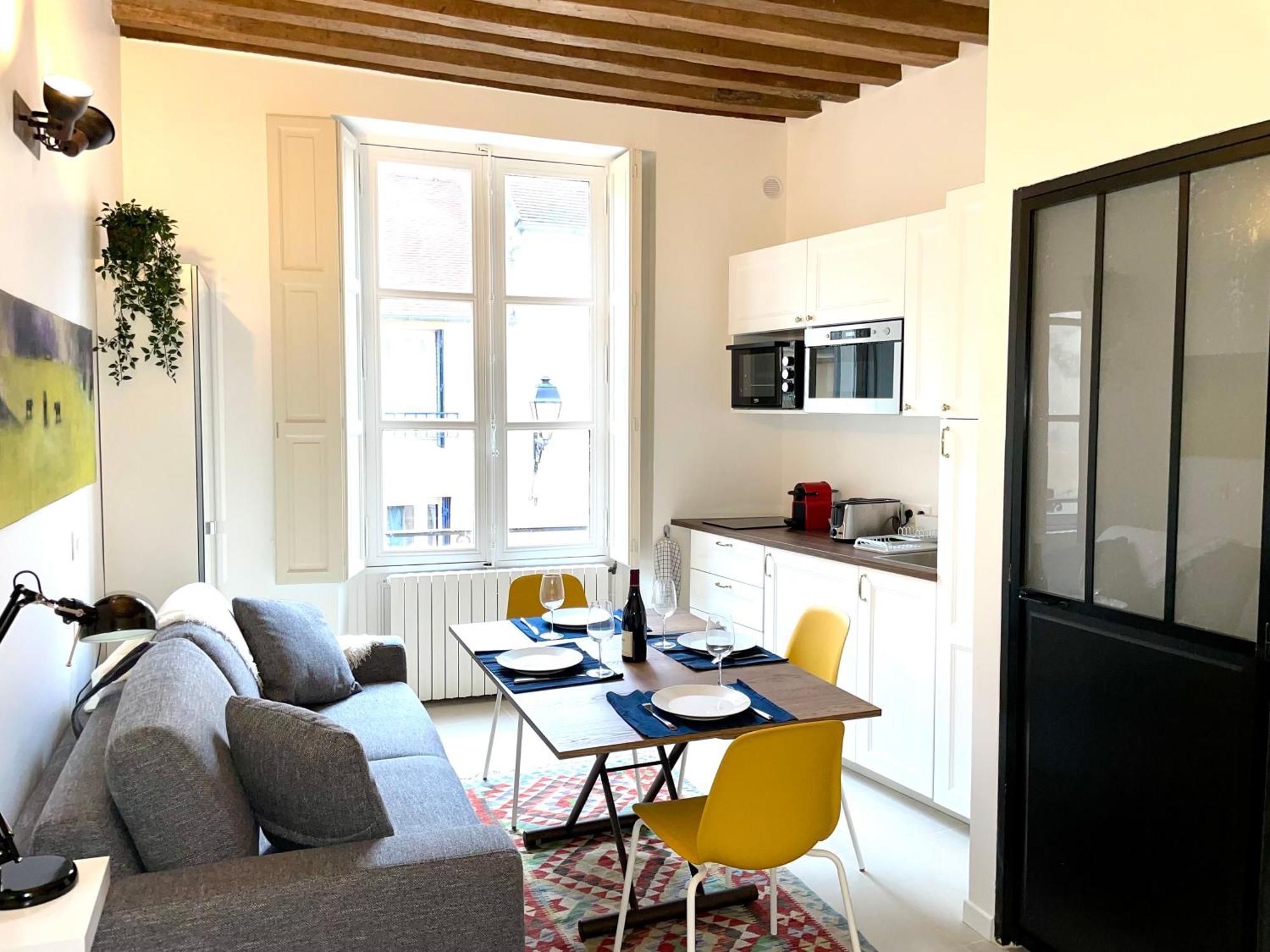 Studio Renove Et Tres Fonctionnel, มาร์ลี-เลอ-รัว ภายนอก รูปภาพ